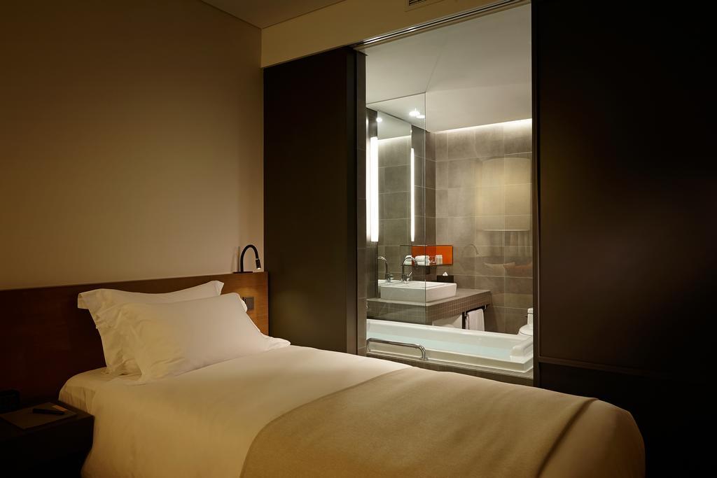 Shilla Stay Mapo Hongdae Сеул Экстерьер фото