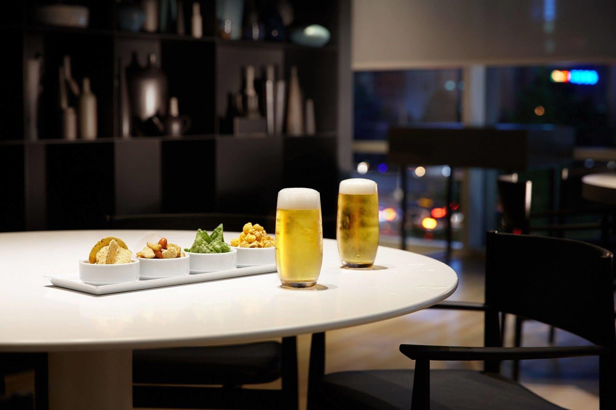 Shilla Stay Mapo Hongdae Сеул Экстерьер фото