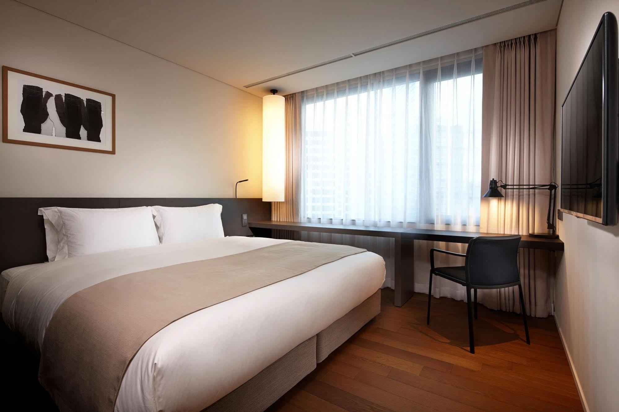 Shilla Stay Mapo Hongdae Сеул Экстерьер фото