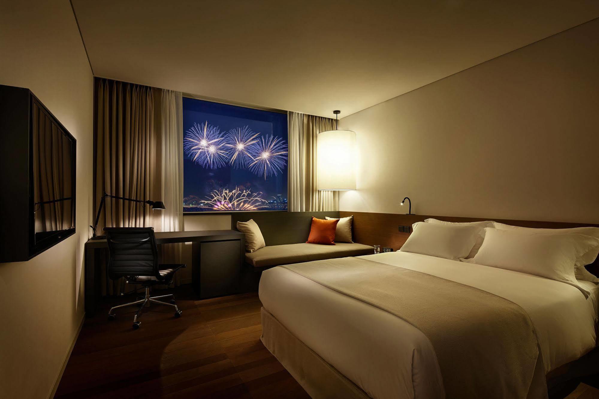 Shilla Stay Mapo Hongdae Сеул Экстерьер фото